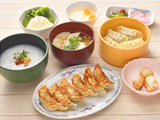 昼食（イメージ）
